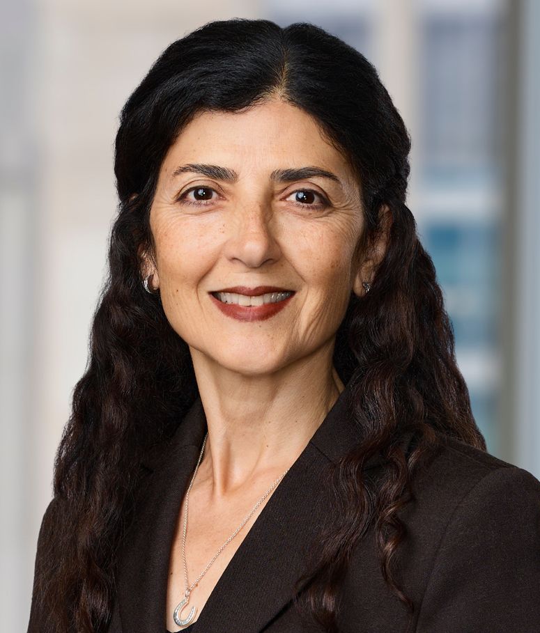 Parisa  Salehi